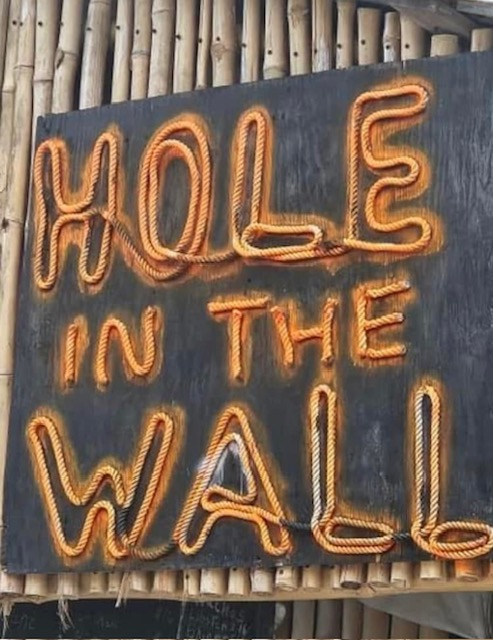 Hole In The Wall: New England