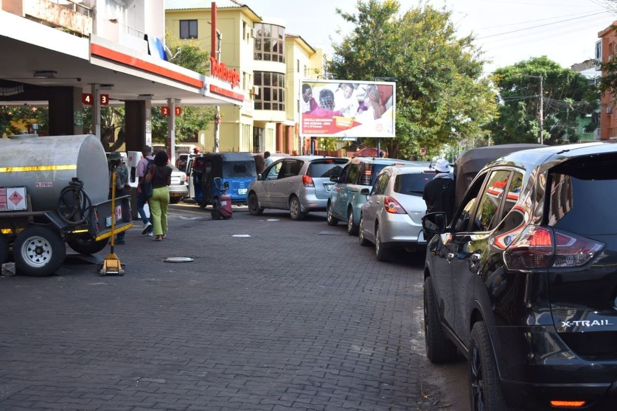 Fuel crisis exposes deeper financial fault lines
