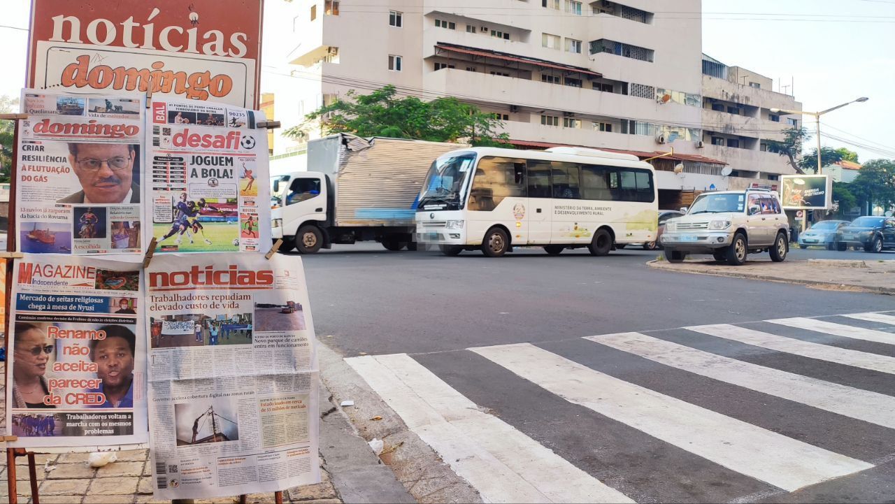 Is Celso Correia working for his boss, or for himself?