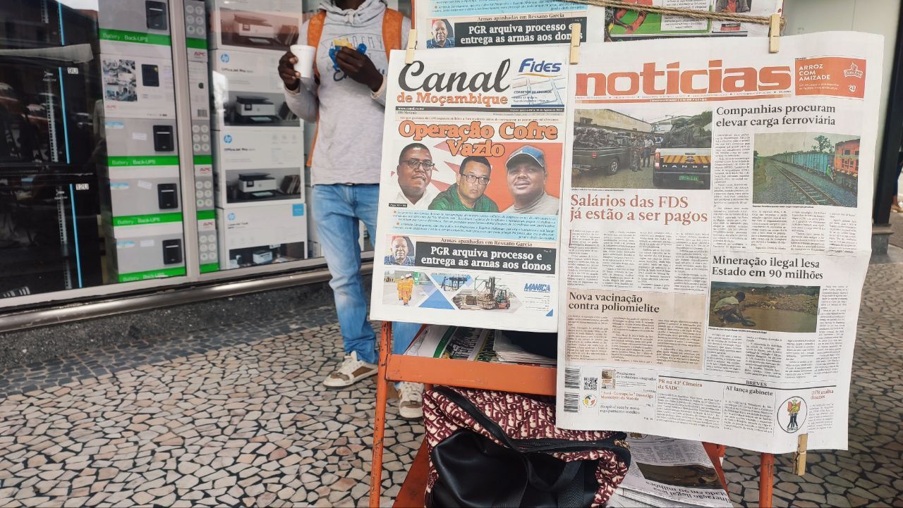 Behind the salaries standoffs