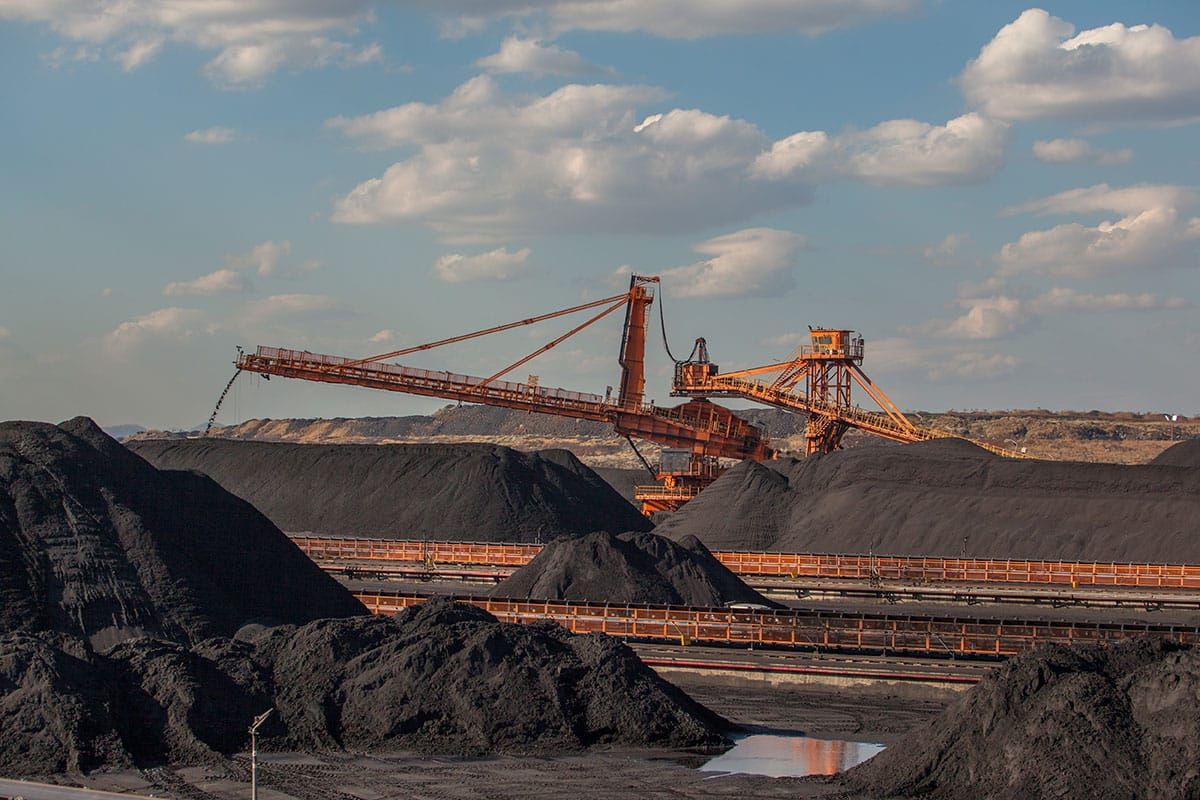 Plans for Moatize coal mining village threaten miners’ health and local economy, residents warn