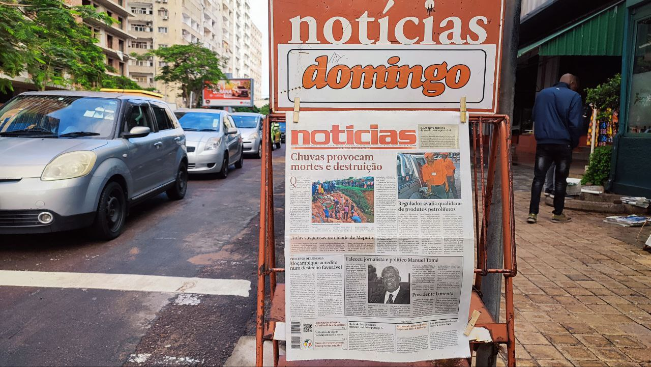 The contagion of hospital strikes