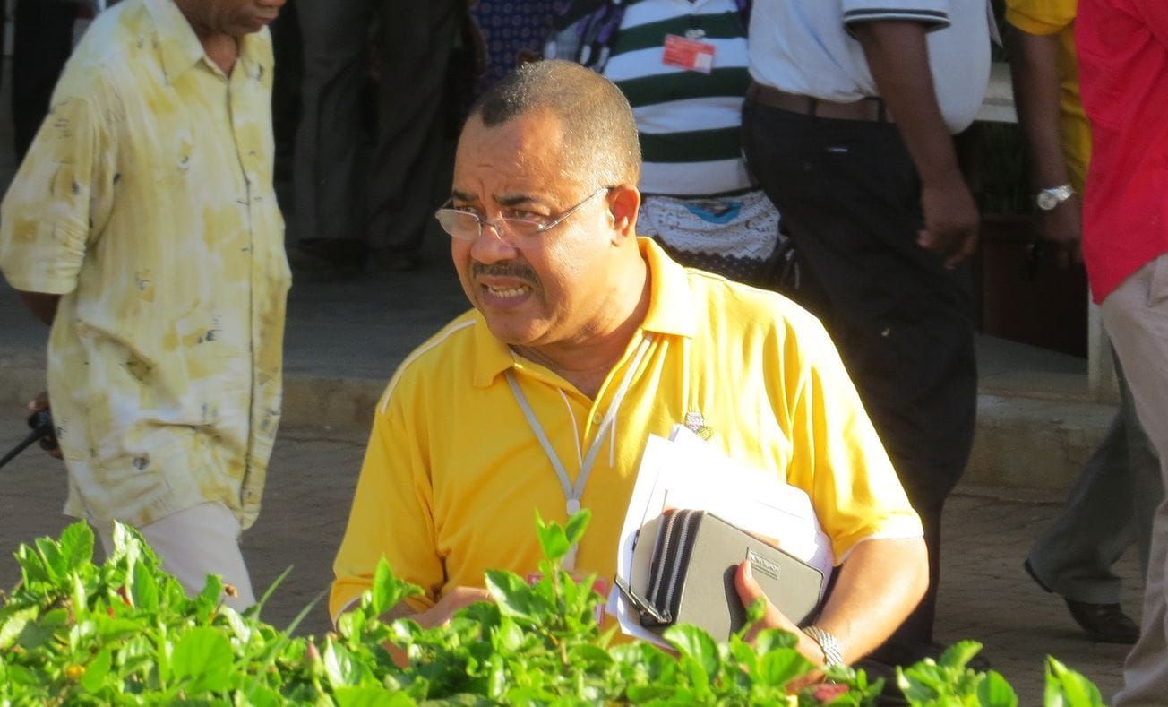 Payments to Manuel Chang’s business contact nothing to do with him, defence argues