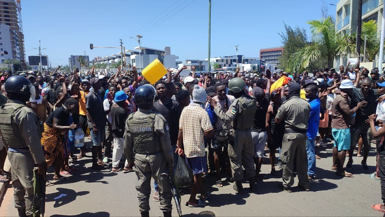 Maputo prepares for further unrest as mass demonstration looms