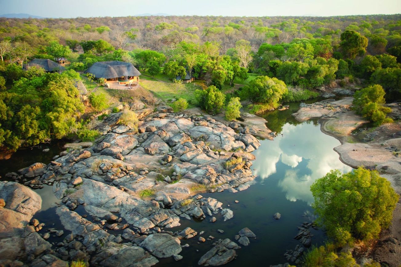 Two beheaded by insurgents at luxury safari lodge in Niassa Reserve