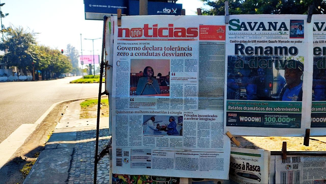 Reform talks need activists, not stooges