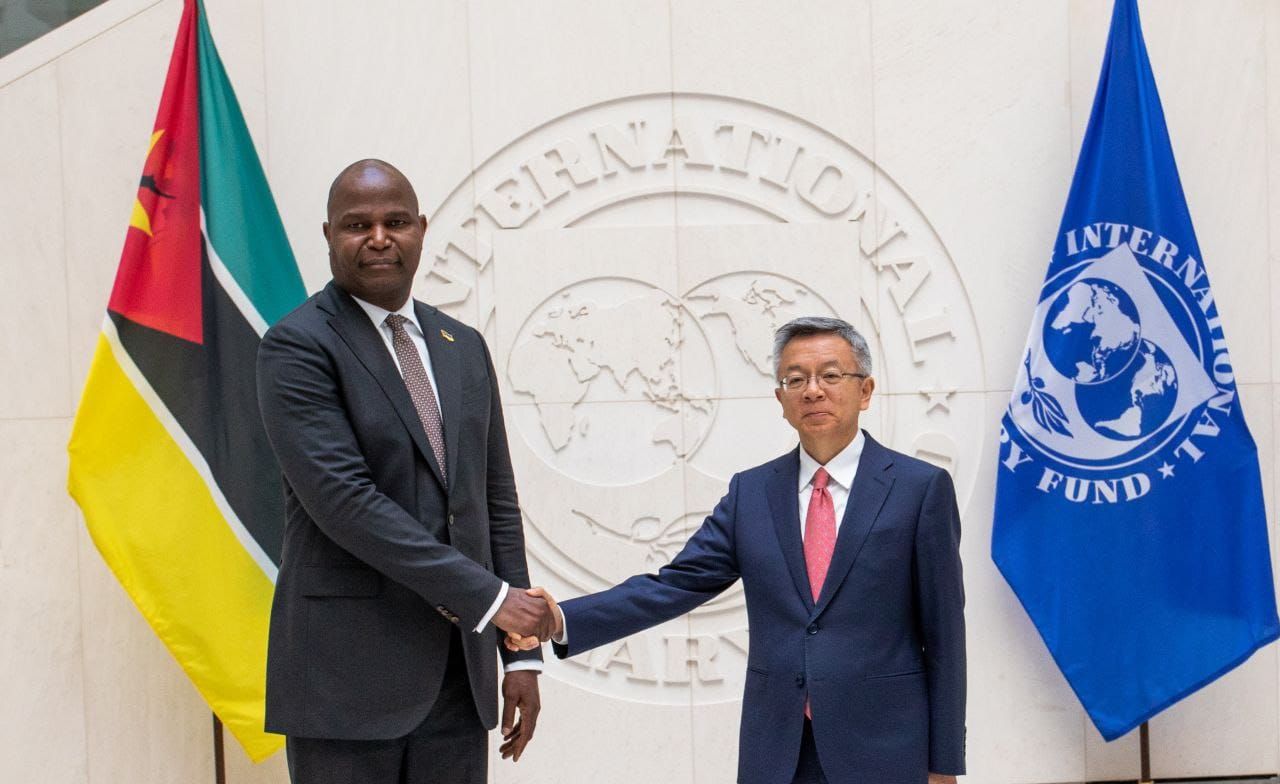 Trying to rekindle the IMF romance