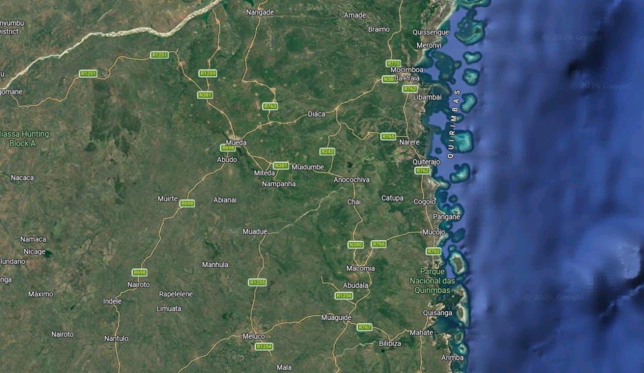 Insurgents kill two in Muidumbe and block N380 in Macomia