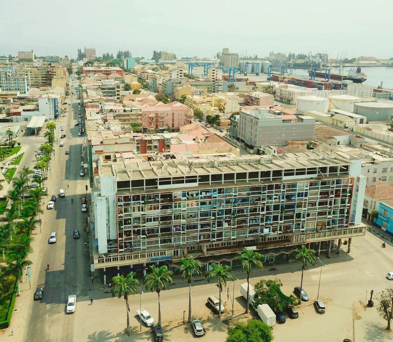 Angola beyond Luanda: can the provinces keep more of the wealth they create?