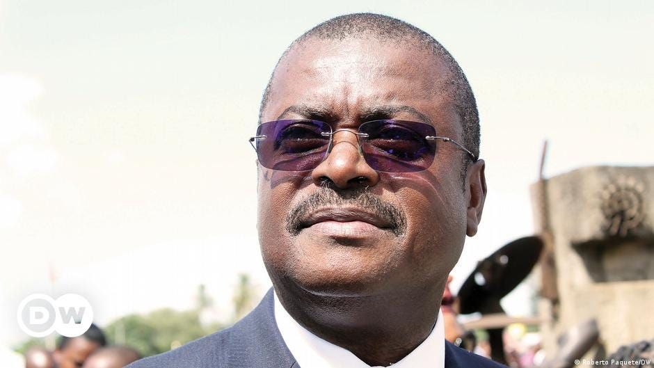 SA judge sends Manuel Chang to the US; Interior minister Amade Miquidade dismissed