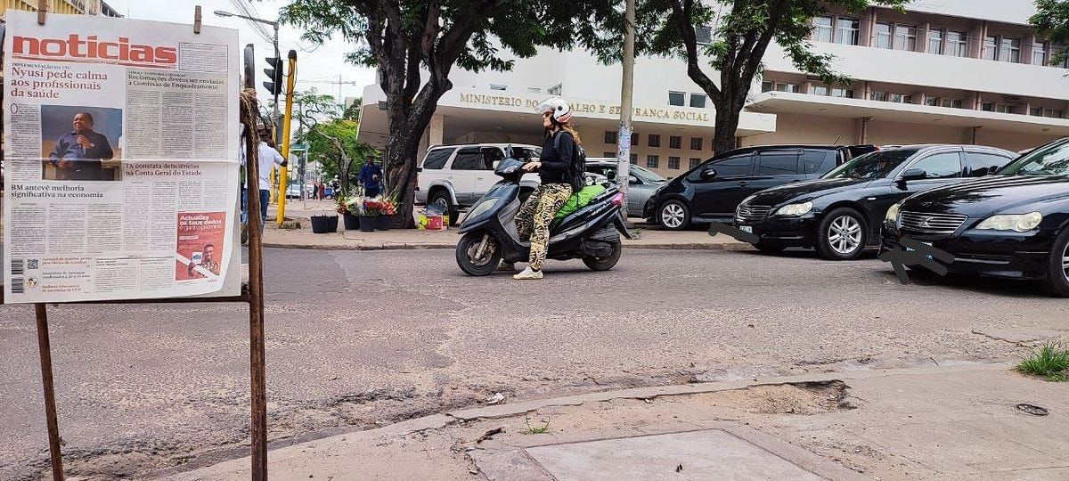 Government scrambles to avert key worker strikes