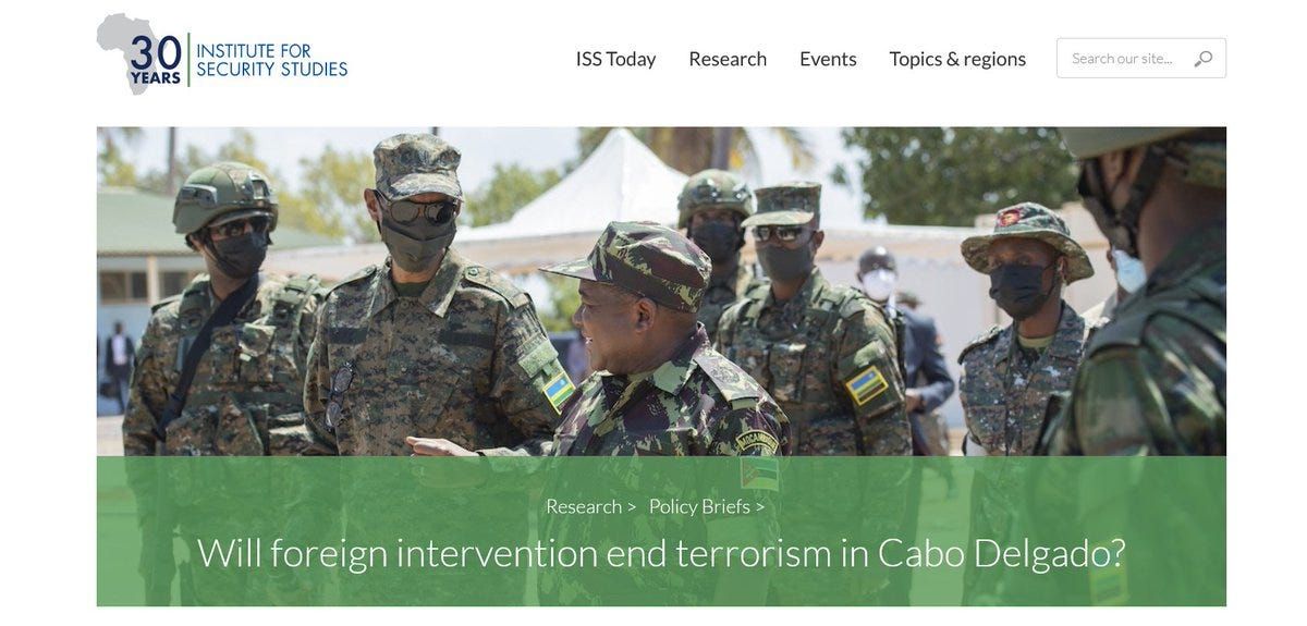 17 killed in road accident in Manhiça; Defence forces accused of robbing houses in unoccupied villages