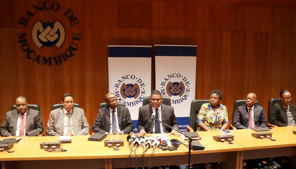 ‘Desperate’ central bank hikes rates 150bp as reserves dip below $2bn