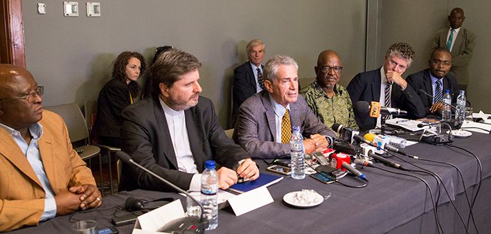 Mozambique peace talks move on without ceasefire agreement