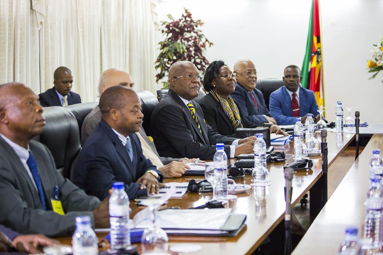 Mozambique government needs time to analyse power share proposal