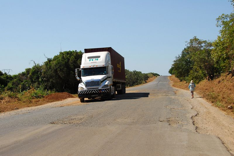 Consultant hired to help resettle 900 families for Mozambique highway expansion