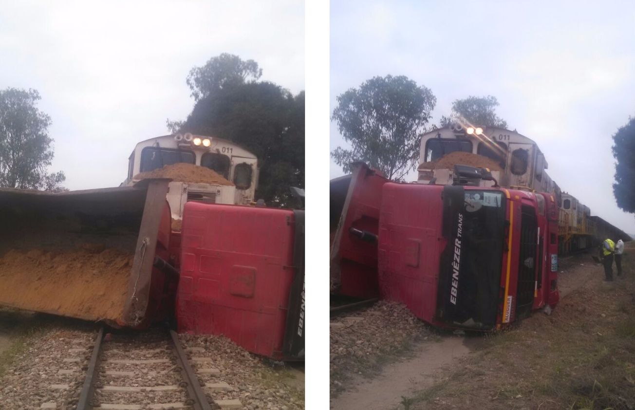 Vale coal train hits lorry at level crossing in Sofala