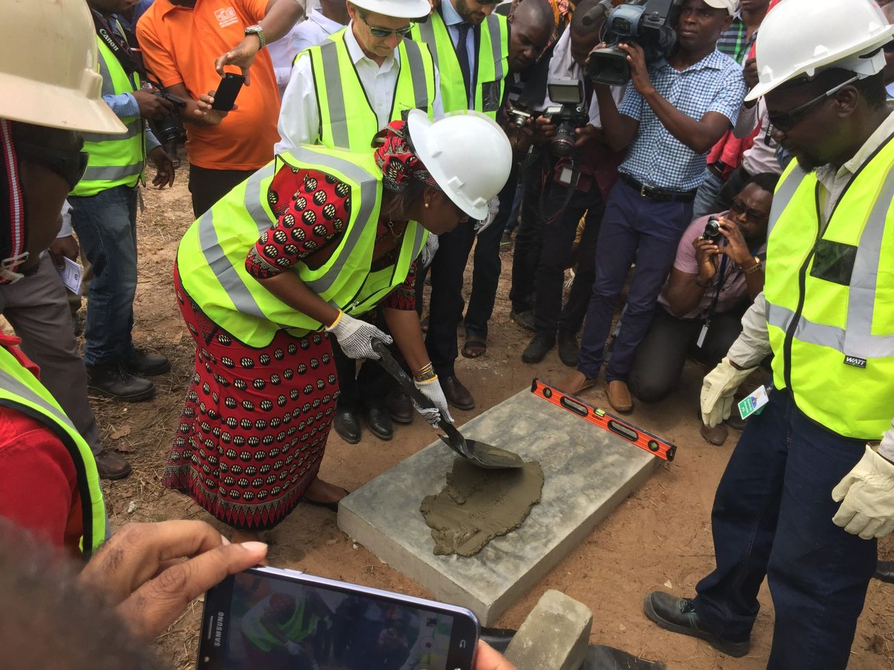 The great gas illusion: Mozambique's LNG revenues may fall short to transform the country