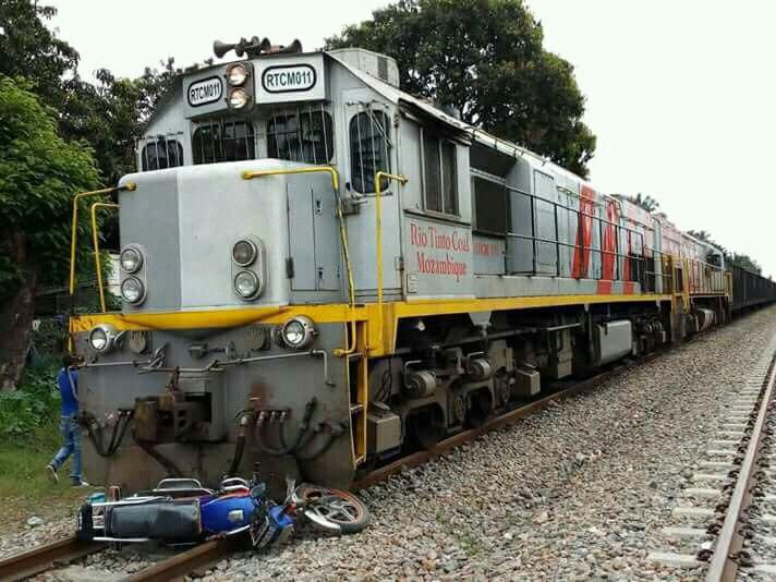 Two killed by ICVL coal train travelling from Beira to Moatize