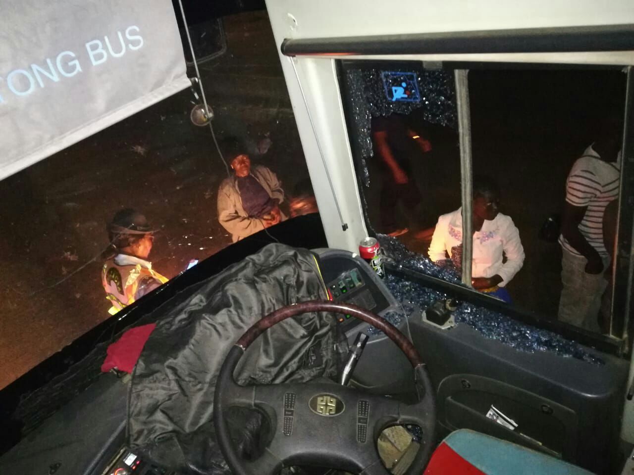 Gunmen fire on central Mozambique roads on eve of Renamo peace deal