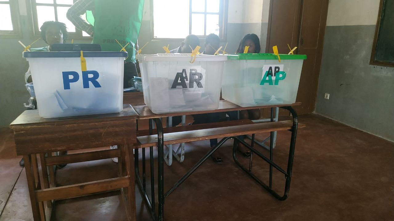 Frelimo and Nyusi take commanding lead in Mozambique elections