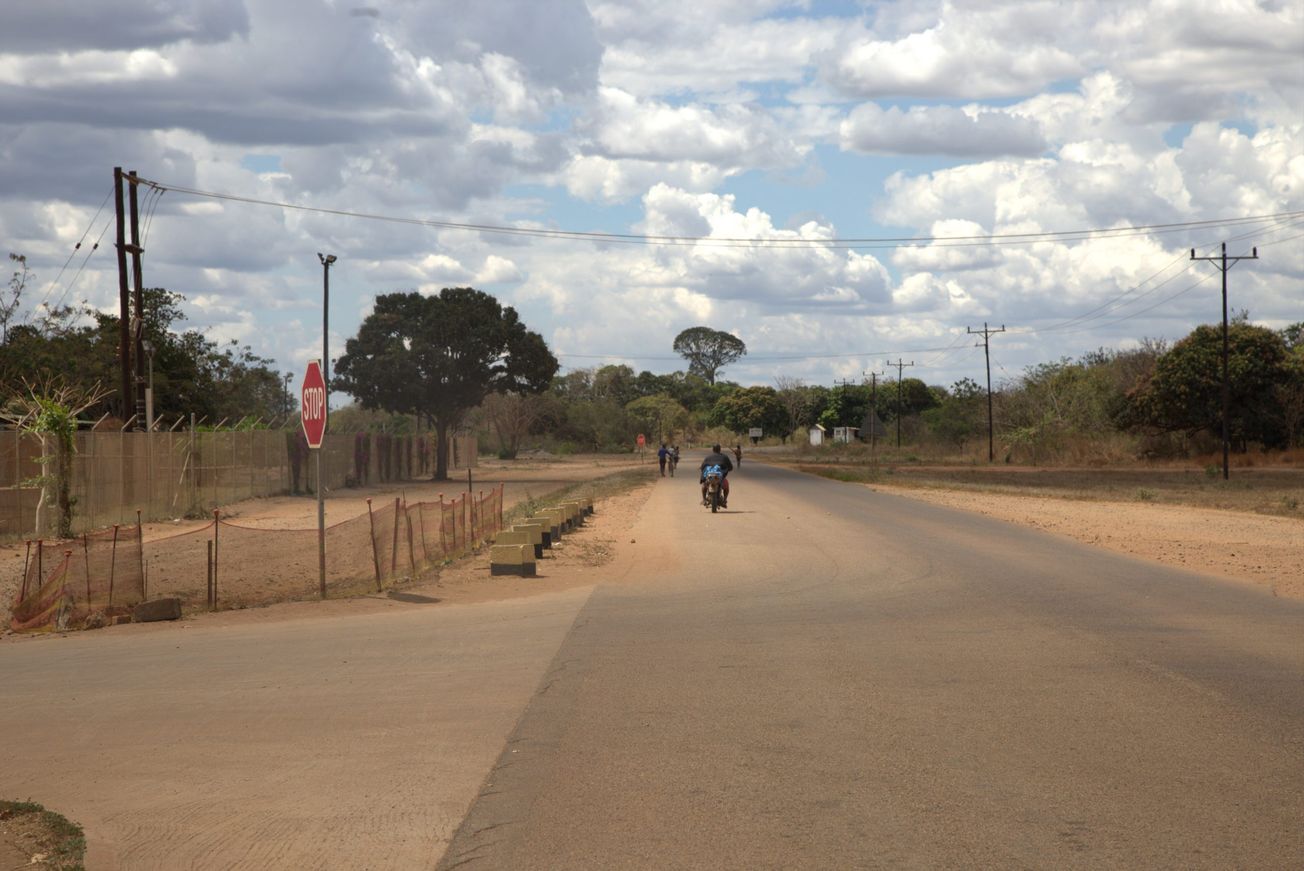 Syrah's Mozambique graphite mine fires 14 strike leaders