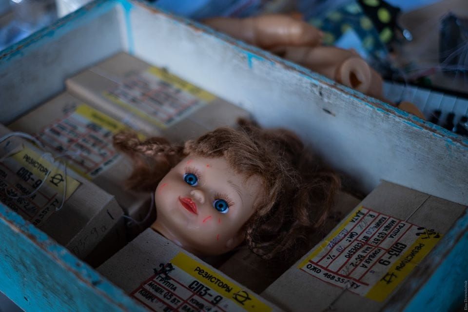 Noise Revolutionary: The Ukrainian Artist Building Instruments From Electronic Waste