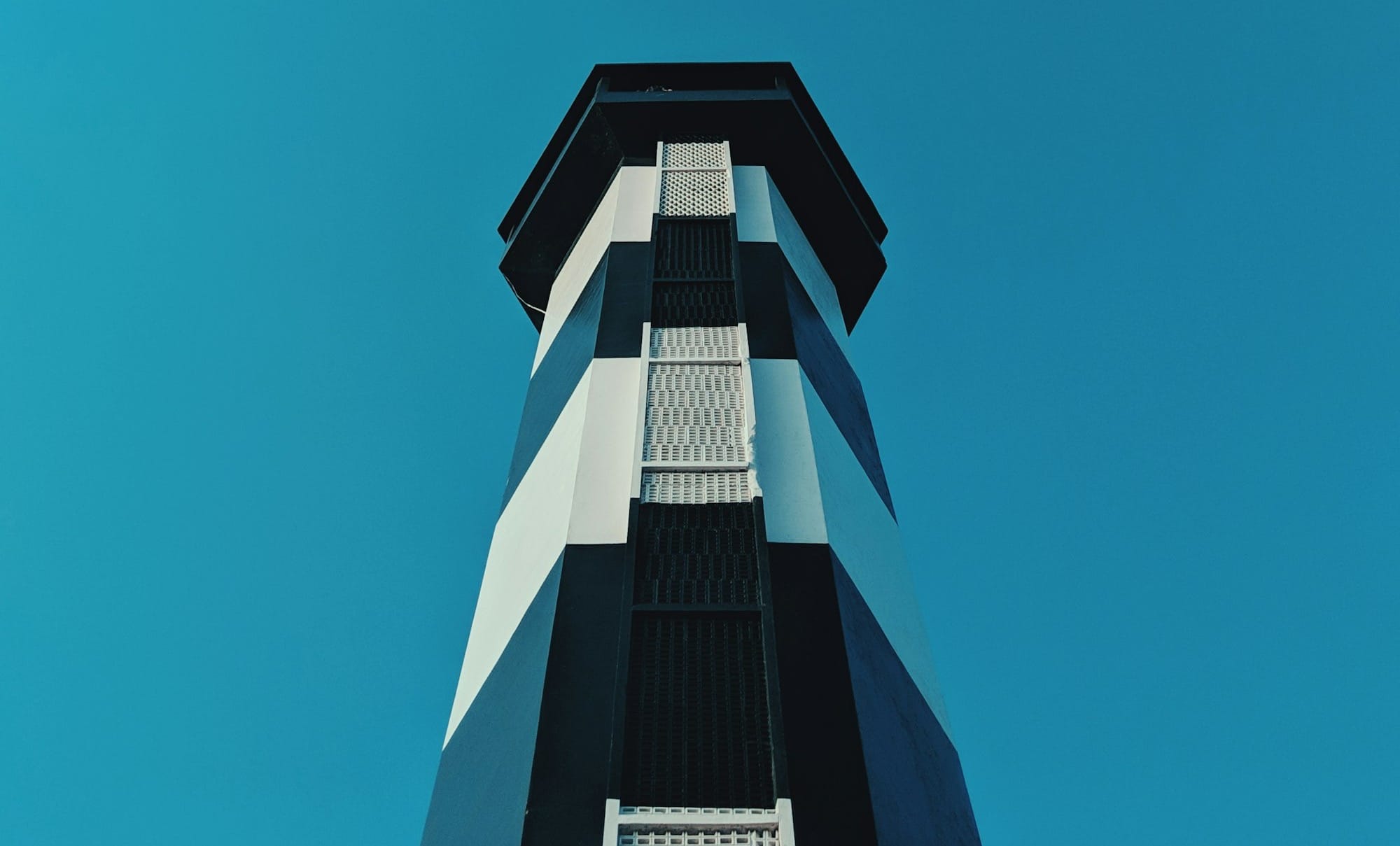 Critical-Level, by Carlo Cassinari