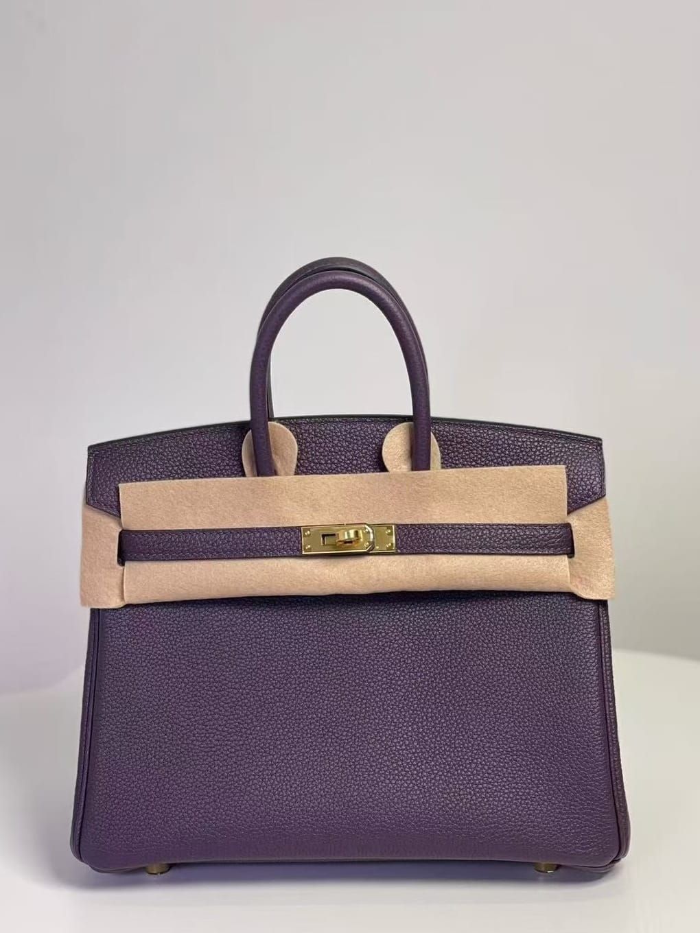 Hermès Birkin 25 Raisin Togo Leather Handbag Gold Hardware
