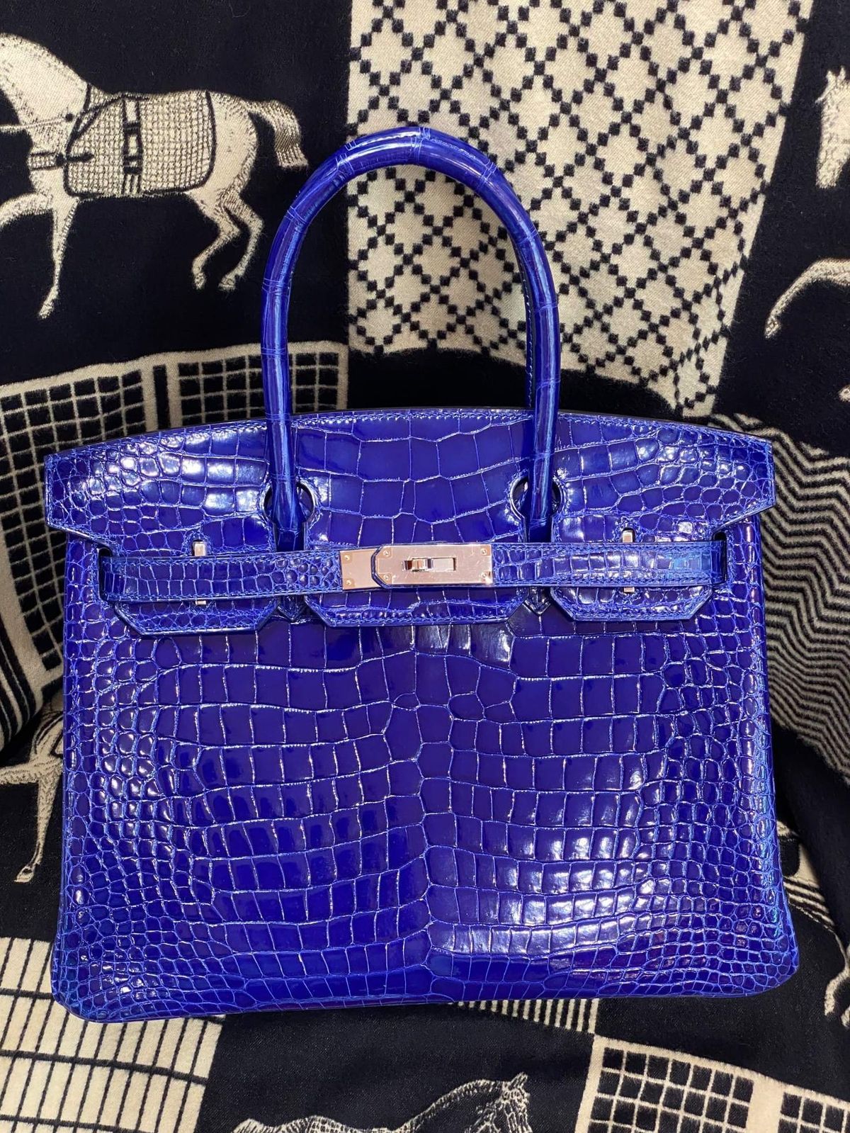 Hermès Birkin 30 Bleu Electric Shiny Porosus Crocodile Leather Handbag Palladium Hardware