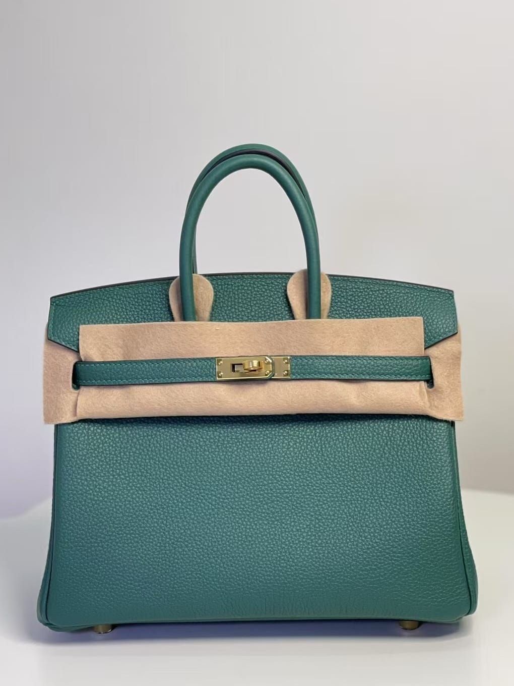 Hermès Birkin 25 Olive Green Togo Leather Handbag Gold Hardware