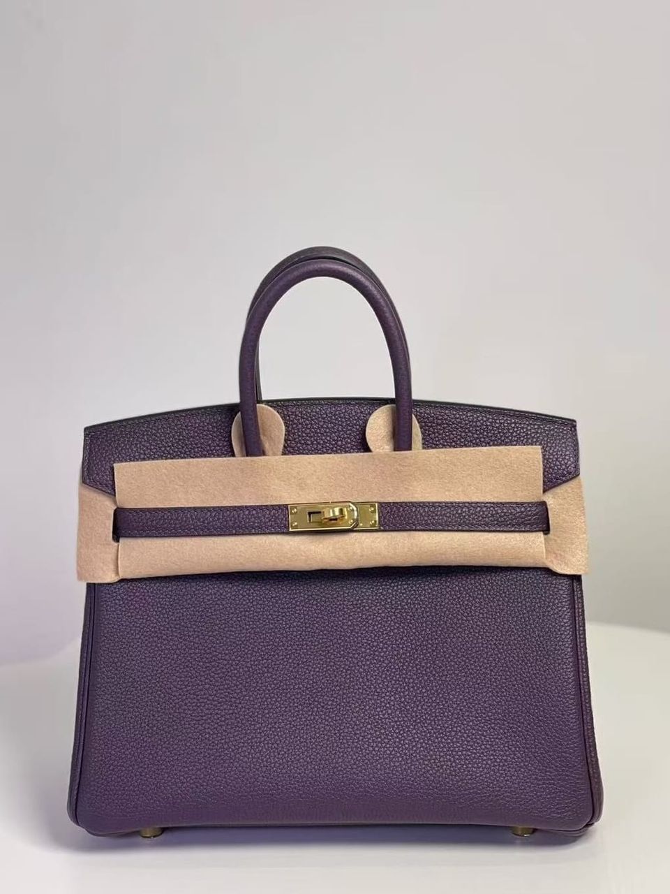 Hermès Birkin 25 Raisin Togo Leather Handbag Gold Hardware