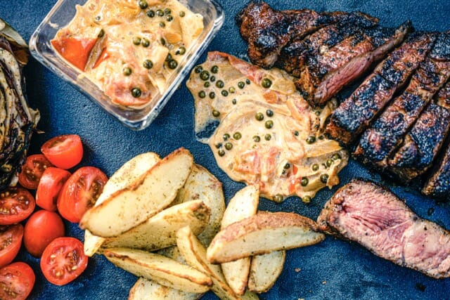 Entrecôte grillée infernale au barbecue