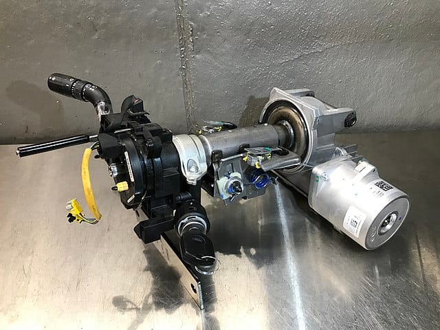 Electric power steering module. Samf4u, CC BY-SA 4.0, via Wikimedia Commons