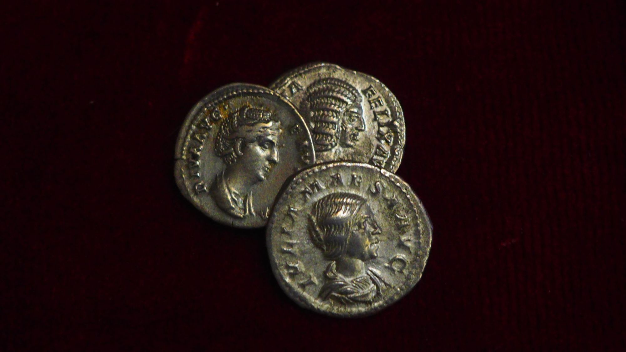 Ancient Roman Coin Finds