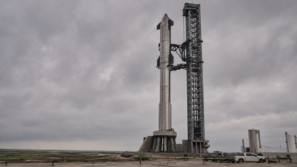 STARSHIP V3 GROUNDED: FAA Orders Investigation After Flight 12 Booster Failure
