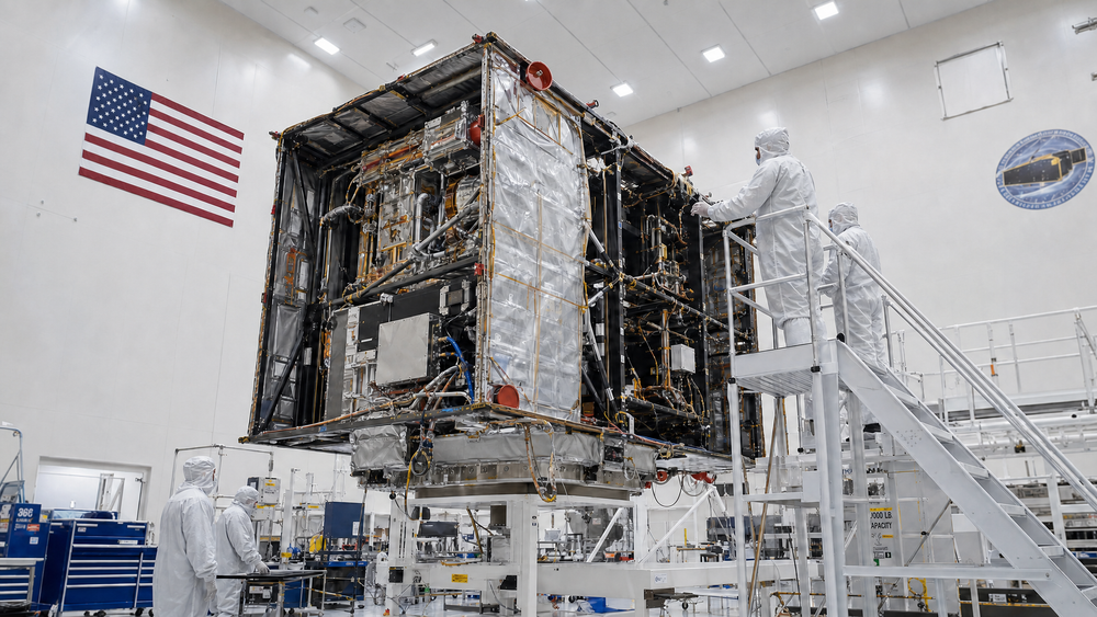 VAST SPACE EXPANDS BEYOND SPACE STATIONS — LAUNCHES A LINE OF HIGH-POWER SATELLITE BUSES