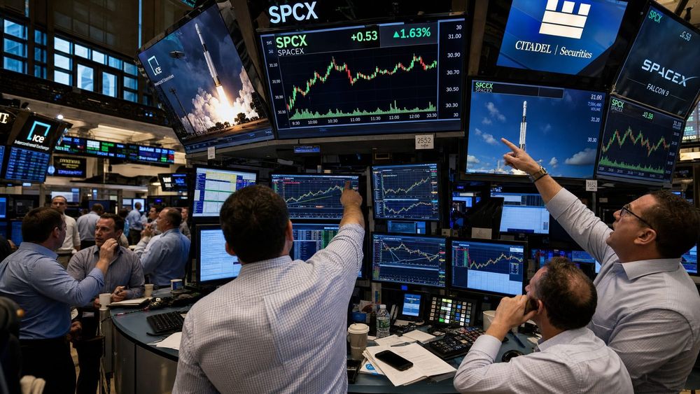 Wall Street Gets Its First Look Under SpaceX's Hood