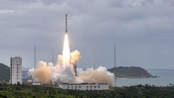 CHINA SURPRISE-LAUNCHES A FALCON 9 LOOKALIKE ON ITS MAIDEN FLIGHT