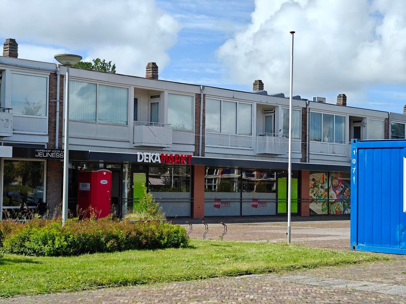 De verbouwing was op 11 juni nog in volle gang. Foto: Rens Blom / nieuwsuitcastricum.nl