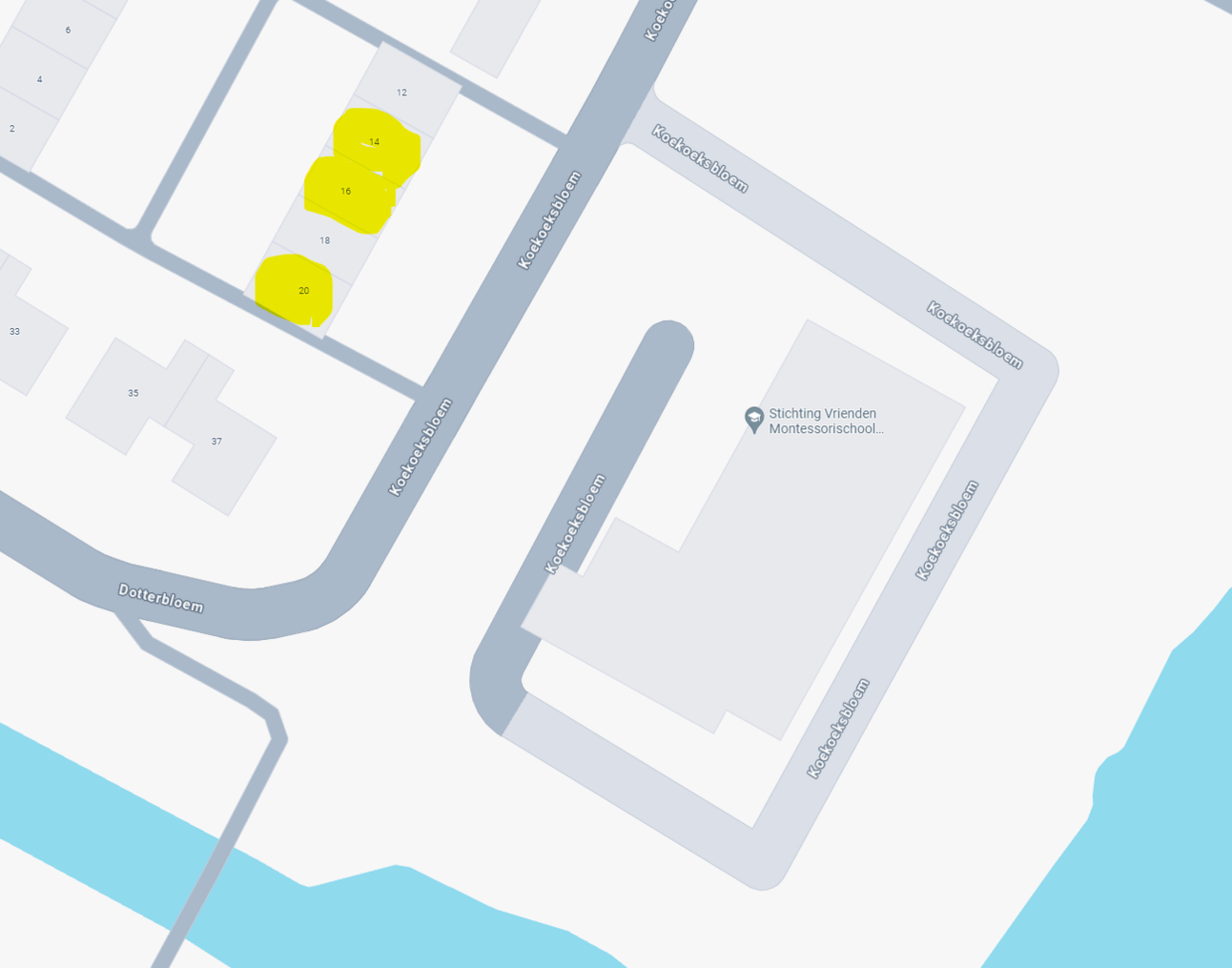 3 van de 5 woningen tegenover de toekomstige nieuwbouw zijn in het afgelopen jaar verkocht. Screenshot Google Maps