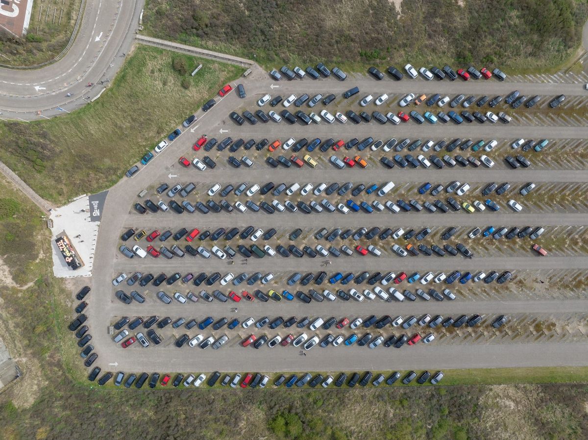 Gemeente meldt provincie: 'Wij willen per 2035 of eerder de exploitatie van het parkeerterrein bij het strand overnemen van PaanZee'