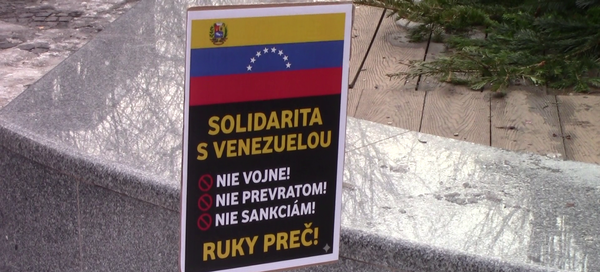 Demonštrácia za Venezuelu a proti zahraničnej politike USA. Bratislava, 17.01.2026