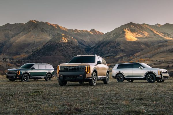 2027 Kia Telluride Adds Its First Hybrid and Prestigious Trims
