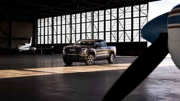 GMC Debuts its Most Luxurious, Capable, and Technologically Advanced Sierra 1500