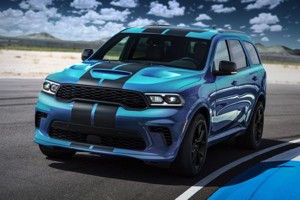 2027 Dodge Durango Runs a HEMI V8 Across All Trims