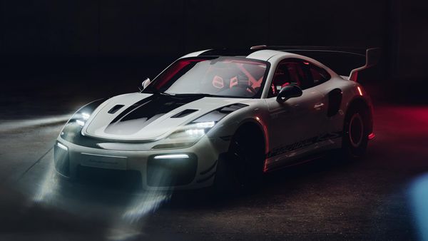This Video Shows How Porsche Built the 1-of-1 Flachbau RS