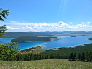 Discovering Lake Khövsgöl: A Journey Through Mongolia’s Natural Beauty and Culture |フブスグル湖の冒険：モンゴルの大自然を巡る旅