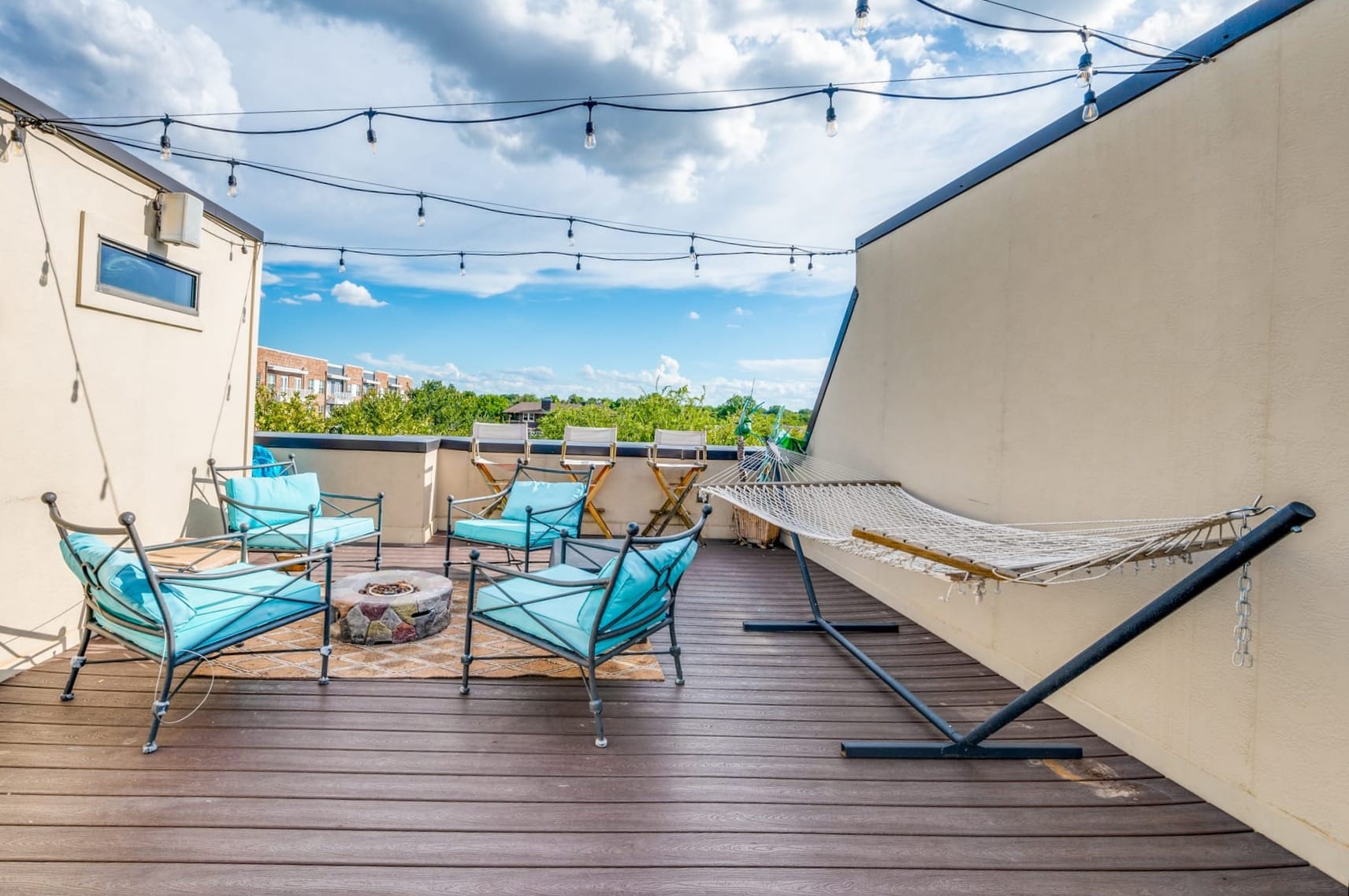 Rooftop deck at 1140 S. Adams, offering elevated views of Magnolia Avenue and Downtown Fort Worth in the Near Southside neighborhood.