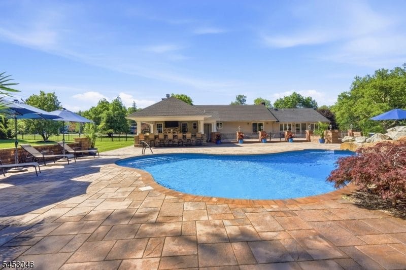 65 Washington Valley Rd, Warren Township, NJ